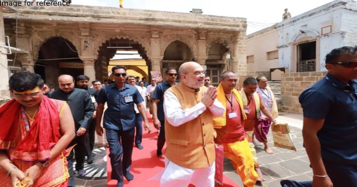 Amit Shah visits Dwarkadhish Temple in Gujarat